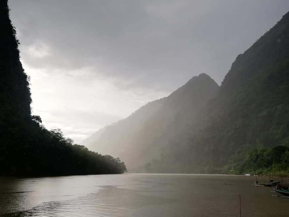 Ou River House Nong Khiaw Exterior photo